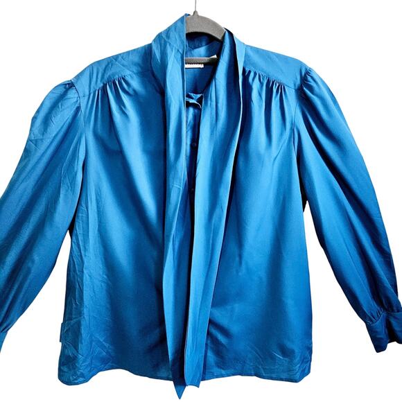 T.C. Prescott Women's 14 Layered Button Up Blouse Solid Blue Elevated Basic - Picture 2 of 8